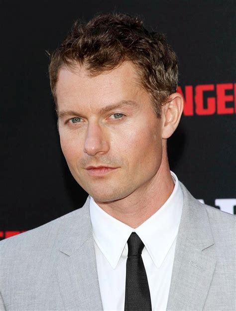 James Badge Dale Shares New Photo Walking with。